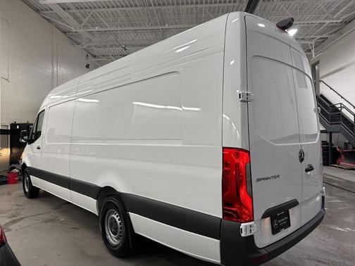 2025 Mercedes-Benz Sprinter 2500 170 WB High Roof Extended Cargo