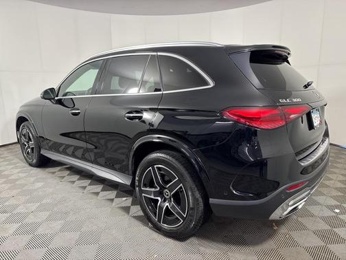 2023 Mercedes-Benz GLC 300 Base 4MATIC