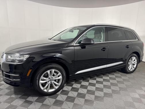 2019 Audi Q7 55 Premium Plus
