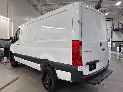 2025 Mercedes-Benz Sprinter 2500 