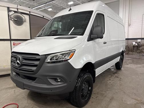 2026 Mercedes-Benz Sprinter 2500 Standard Roof