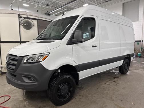 2026 Mercedes-Benz Sprinter 2500 Standard Roof