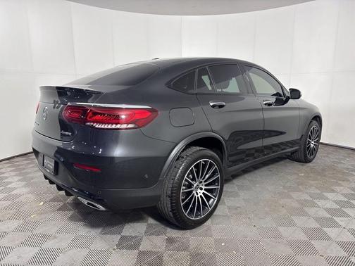 2022 Mercedes-Benz GLC 300 4MATIC Coupe