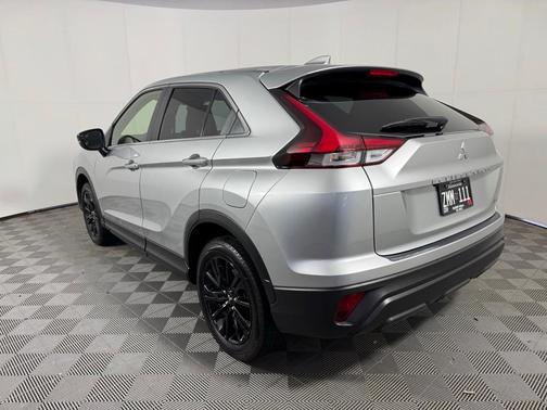 2023 Mitsubishi Eclipse Cross LE