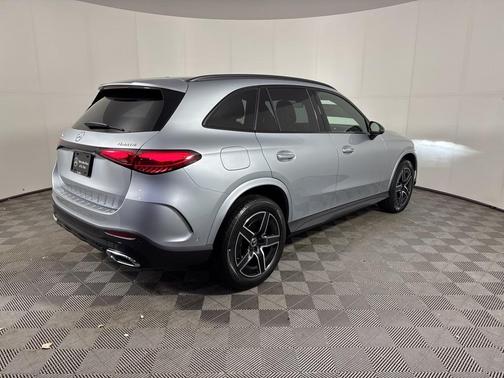 2026 Mercedes-Benz GLC 300 Base 4MATIC