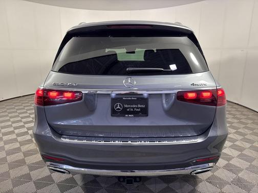 2025 Mercedes-Benz GLS 450 4MATIC