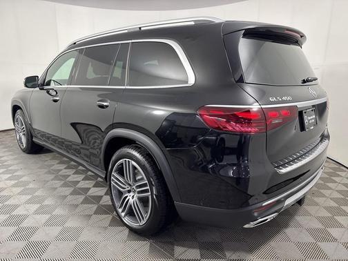 2025 Mercedes-Benz GLS 450 4MATIC