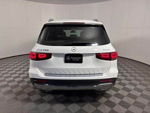 2020 Mercedes-Benz GLB 250 Base 4MATIC