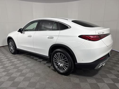 2026 Mercedes-Benz GLC 300 Base 4MATIC