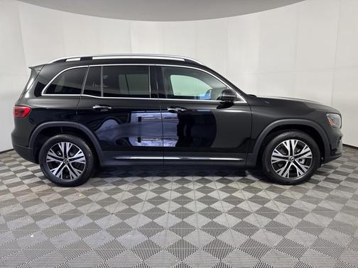 2025 Mercedes-Benz GLB 250 Base