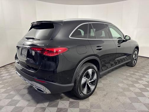 2023 Mercedes-Benz GLC 300 Base 4MATIC
