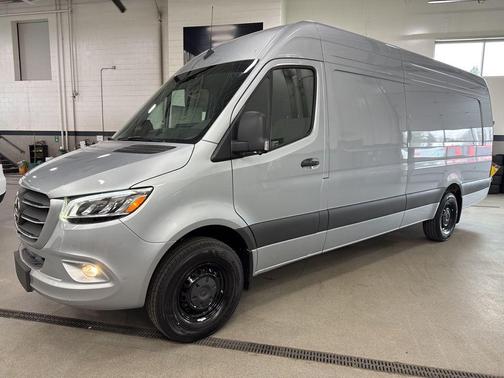 2026 Mercedes-Benz Sprinter 2500 170 WB High Roof Extended Cargo