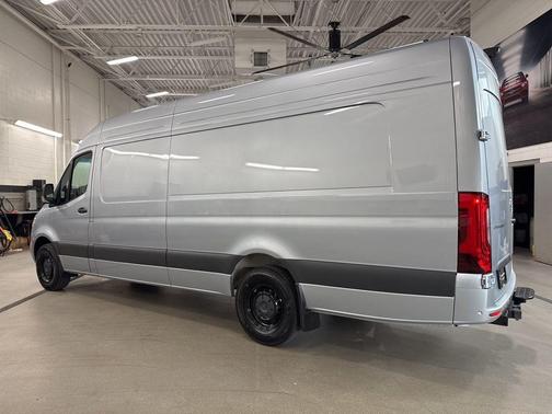 2026 Mercedes-Benz Sprinter 2500 170 WB High Roof Extended Cargo