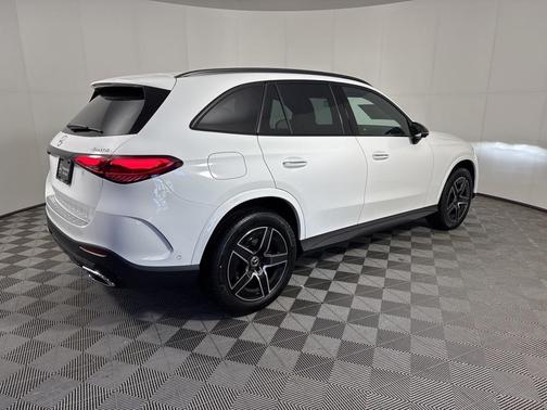 2026 Mercedes-Benz GLC 300 Base 4MATIC