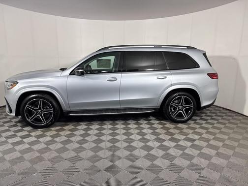 2026 Mercedes-Benz GLS 450 