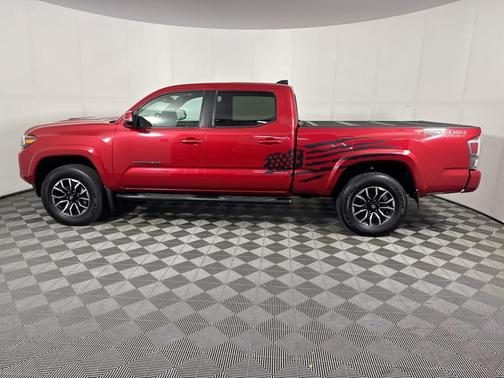 2022 Toyota Tacoma TRD Sport