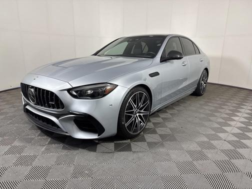 2024 Mercedes-Benz AMG C 63 S E Performance