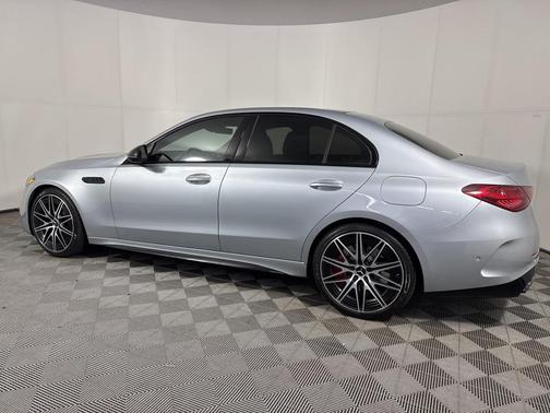 2024 Mercedes-Benz AMG C 63 S E Performance