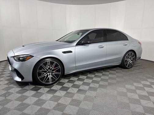 2024 Mercedes-Benz AMG C 63 S E Performance