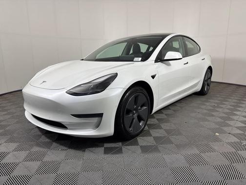 2022 Tesla Model 3 Base