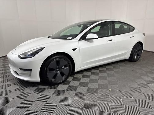 2022 Tesla Model 3 Base