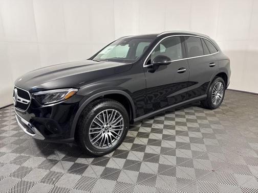 2026 Mercedes-Benz GLC 300 Base 4MATIC