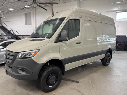 2025 Mercedes-Benz Sprinter 2500 