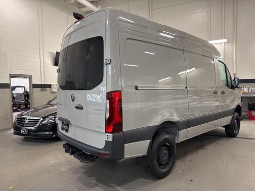 2025 Mercedes-Benz Sprinter 2500 