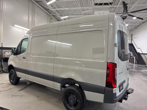 2025 Mercedes-Benz Sprinter 2500 