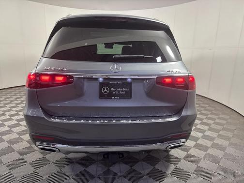 2025 Mercedes-Benz GLS 450 4MATIC