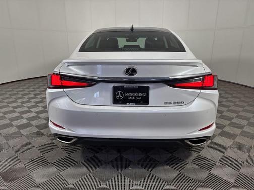 White Pearl 2024 Lexus ES 350 Luxury