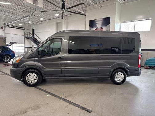 2017 Ford Transit-350 XLT