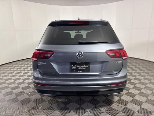 2019 Volkswagen Tiguan 2.0T SEL R-Line Black