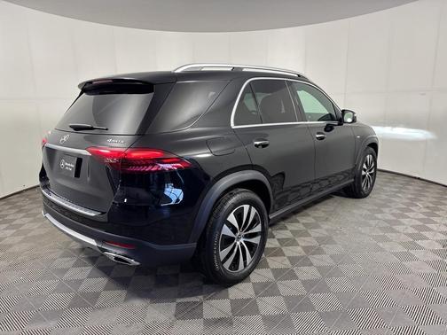 2025 Mercedes-Benz GLE 450e 4MATIC