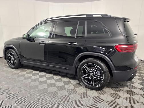2025 Mercedes-Benz GLB 250 Base 4MATIC
