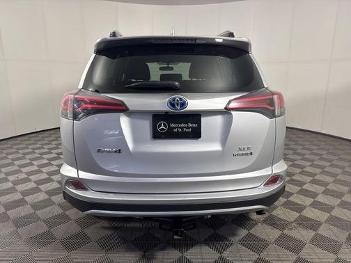 2016 Toyota RAV4 Hybrid 