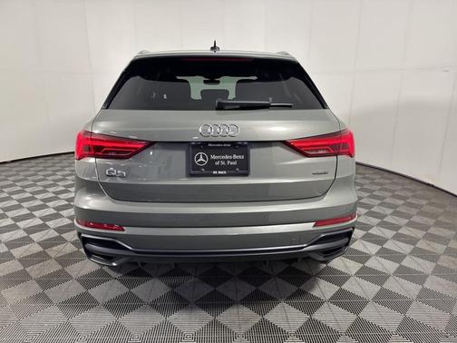 2022 Audi Q3 45 S line Premium