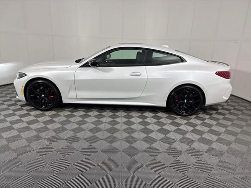 2025 BMW M440 i xDrive