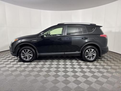 2016 Toyota RAV4 Hybrid XLE