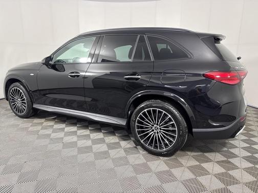 2025 Mercedes-Benz GLC 350e Base 4MATIC