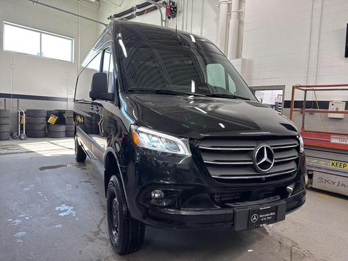 2026 Mercedes-Benz Sprinter 2500 High Roof