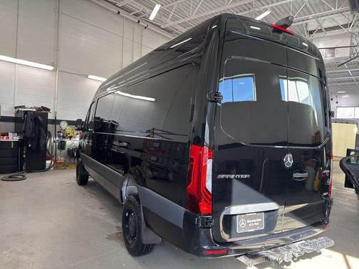 2026 Mercedes-Benz Sprinter 2500 High Roof