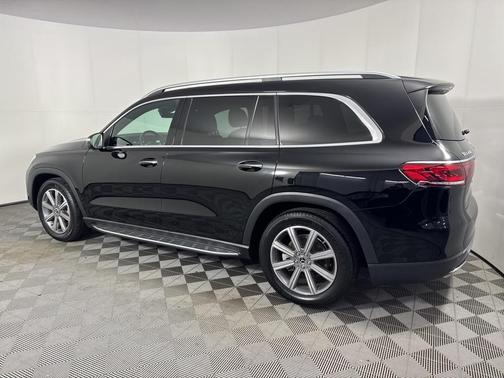 2022 Mercedes-Benz GLS 450 4MATIC