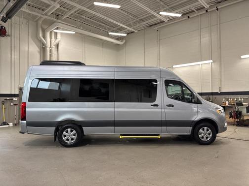 2026 Mercedes-Benz Sprinter 2500 High Roof