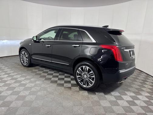 Black Metallic 2017 Cadillac XT5 Premium Luxury