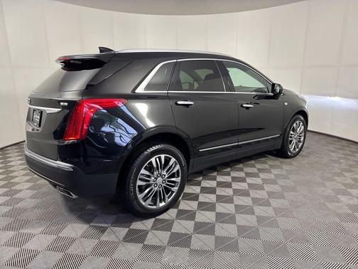Black Metallic 2017 Cadillac XT5 Premium Luxury