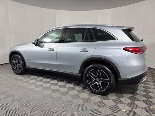 2026 Mercedes-Benz GLC 300 Base 4MATIC