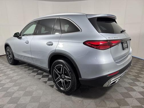 2026 Mercedes-Benz GLC 300 Base 4MATIC