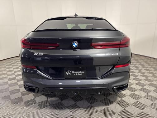 2022 BMW X6 xDrive40i
