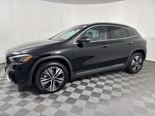 2025 Mercedes-Benz GLA 250 Base 4MATIC